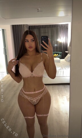 babyleyloo nude photo 14