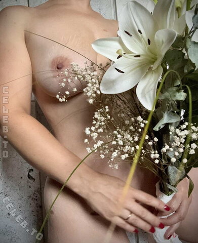 BadGirlOra nude photo 23