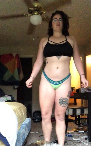 Bamitsbland nude photo 1