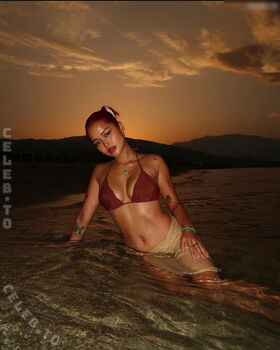 Bao Chii nude photo 4