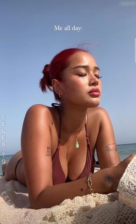 Bao Chii nude photo 7