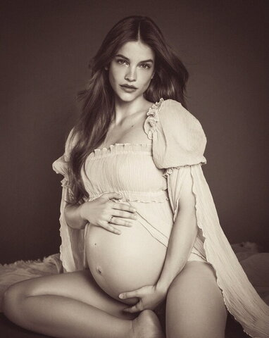 Barbara Palvin Hot (5 photos)