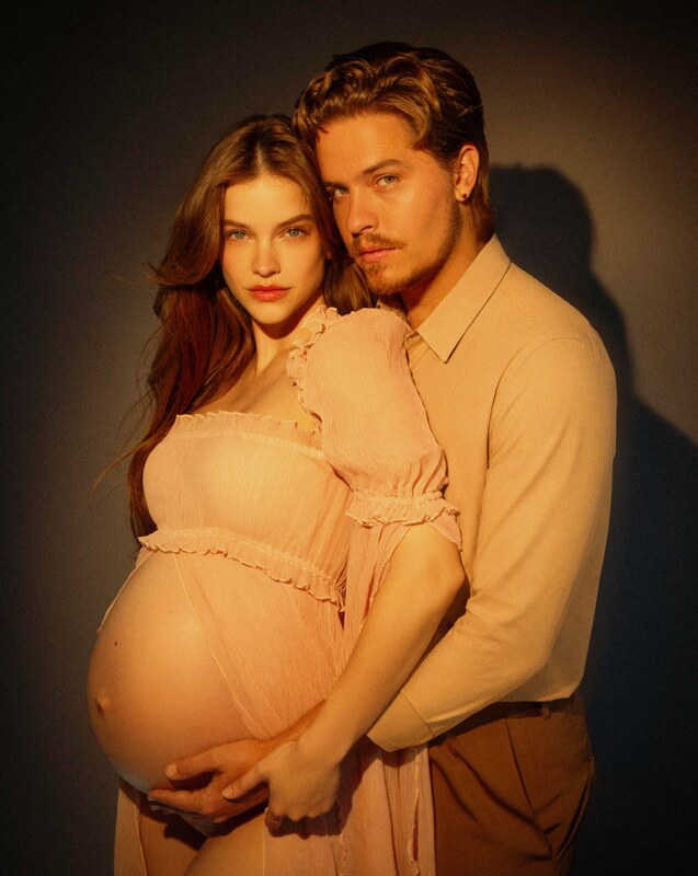 Barbara Palvin nude photo 4