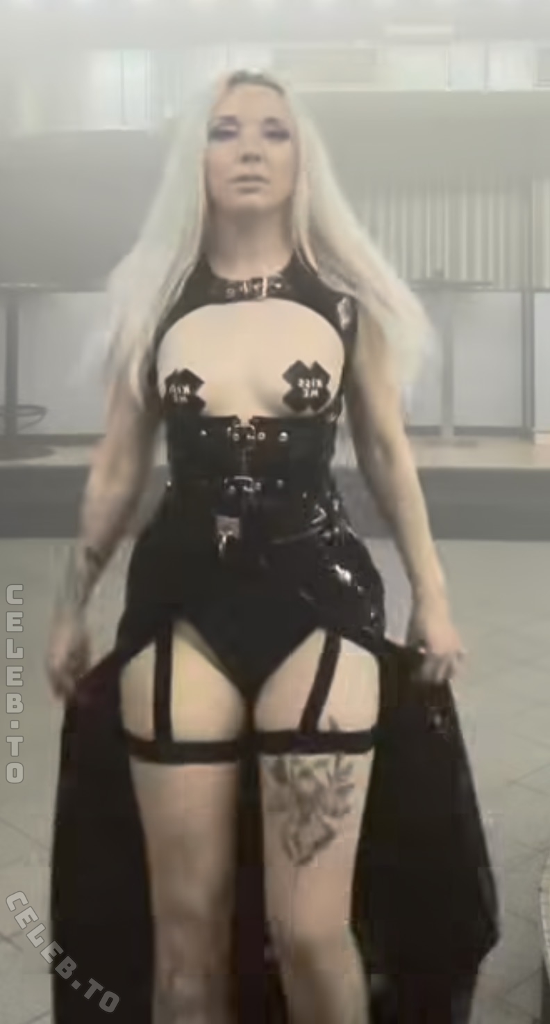 Bassdrip93 nude photo 2