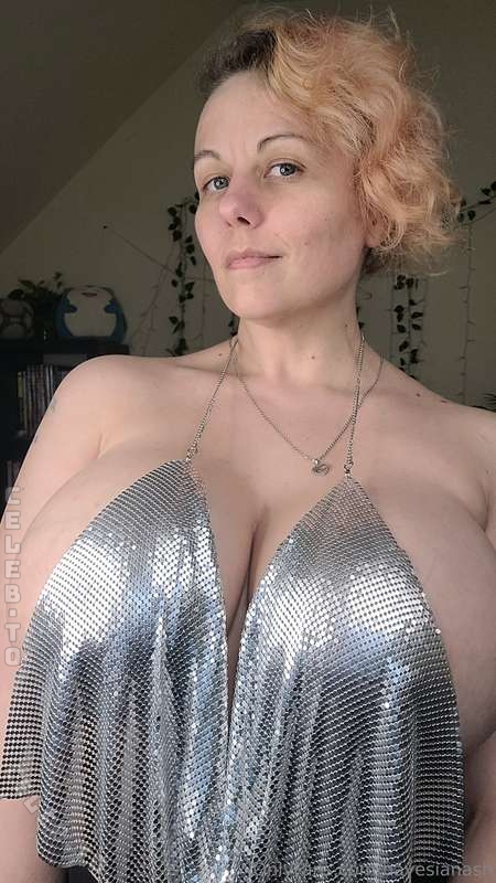 BayesiaNash nude photo 16