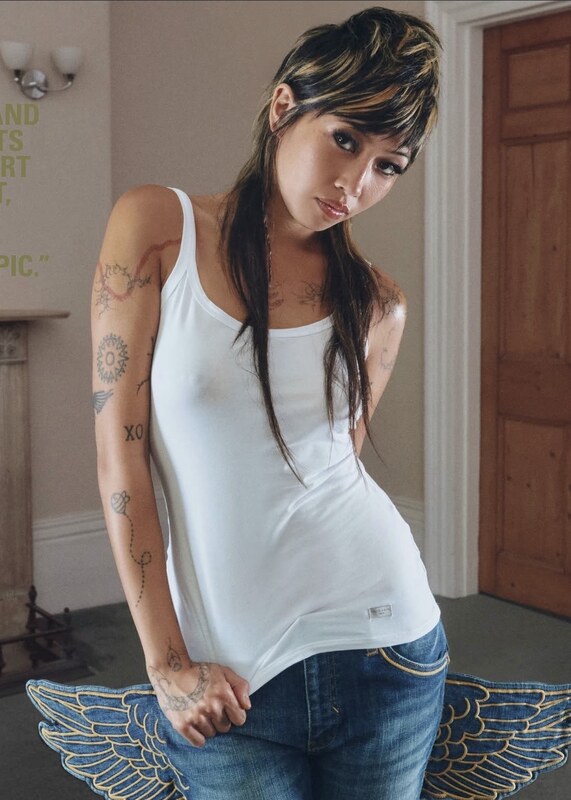 beabadoobee radvxz nude photo 1
