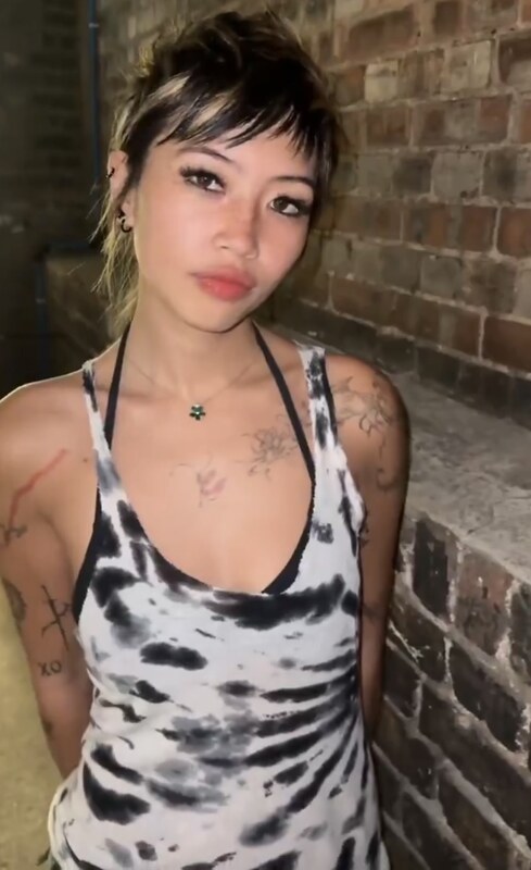 beabadoobee radvxz nude photo 4