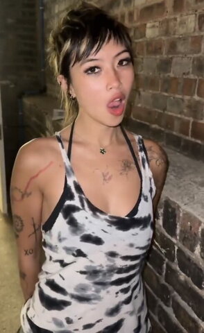 beabadoobee radvxz nude photo 8