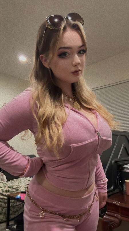 beaniebaby nude photo 1
