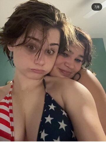 beanswithbombs nude photo 6