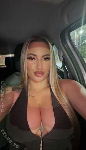 Beatriz Silva Sexy (1 photo)