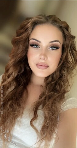 beauty_bxtch – Current picture of her