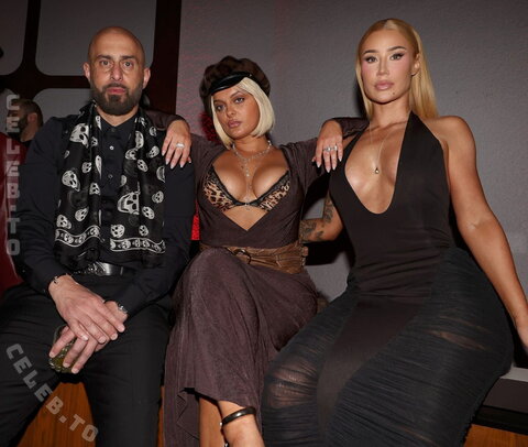 Bebe Rexha nude photo 17