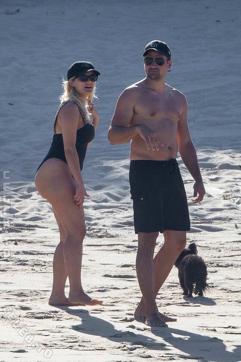 Bebe Rexha nude photo 15