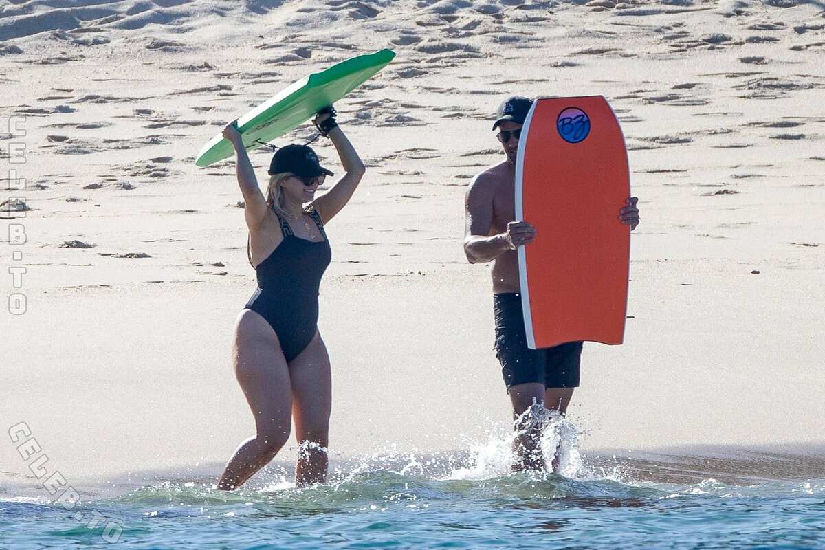 Bebe Rexha nude photo 17