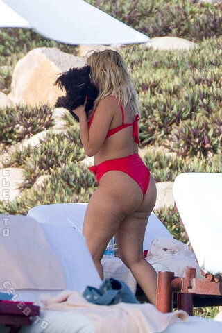 Bebe Rexha nude photo 24