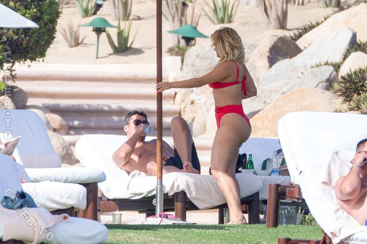 Bebe Rexha nude photo 27