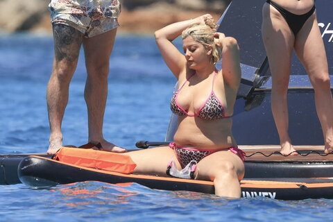 Bebe Rexha nude photo 47