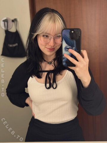 Becca Rukavina nude photo 14