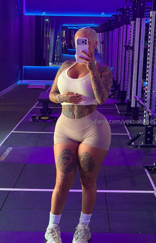 becgorton_ nude photo 16
