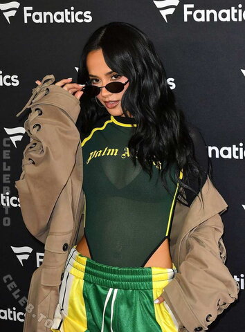 Becky G nude photo 14