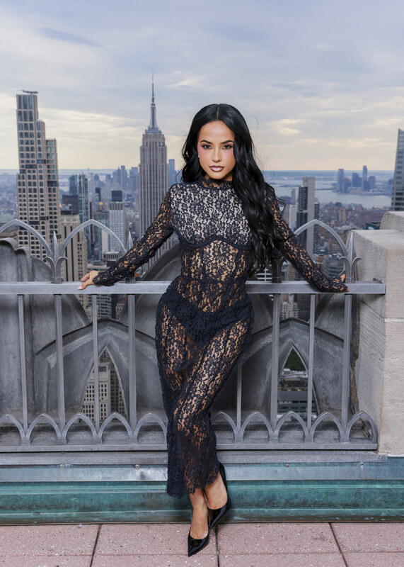Becky G nude photo 3