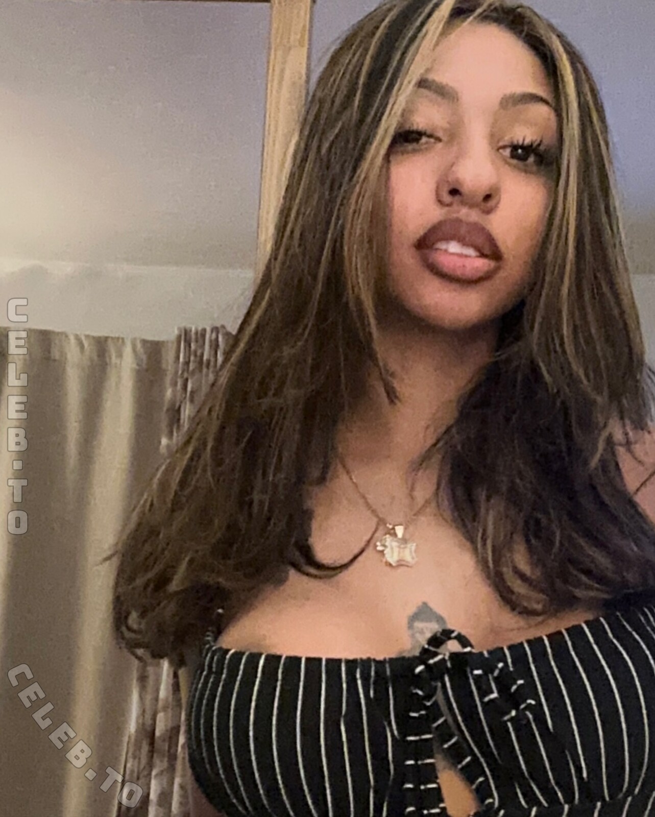 Beckyfromthebx nude photo 1