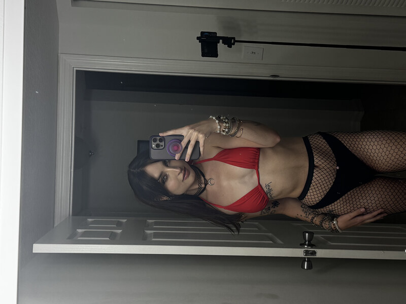 beebee ASMR nude photo 1