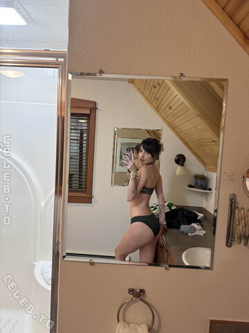 beebee nude photo 618