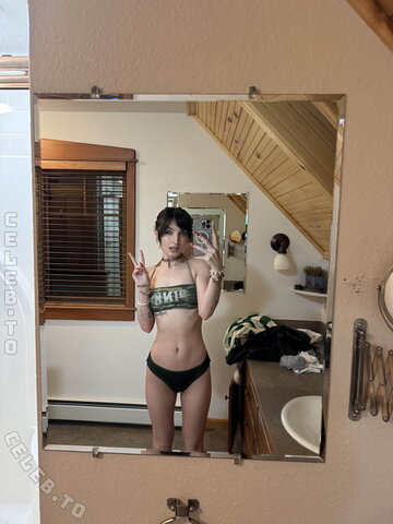 beebee nude photo 621