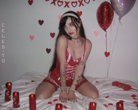 beebee nude photo 257