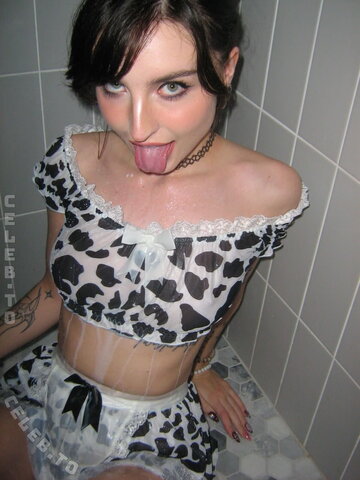 beebee nude photo 280
