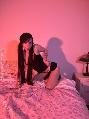 beebee nude photo 423