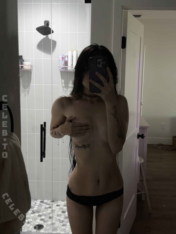 beebee nude photo 76