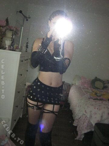 beebee nude photo 197