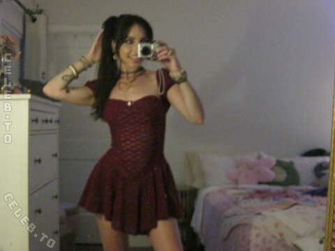 beebee nude photo 69