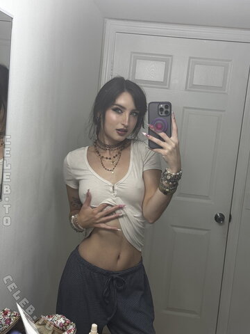 beebee photo 2