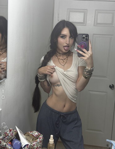 beebee photo 3