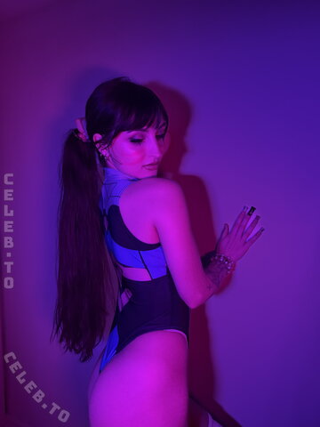 beebee nude photo 47