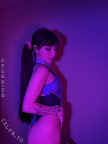 beebee nude photo 46