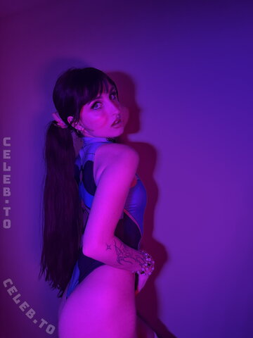 beebee nude photo 45