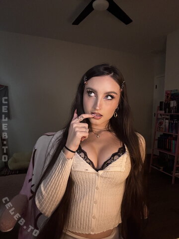 beebee Sexy (7 photos)