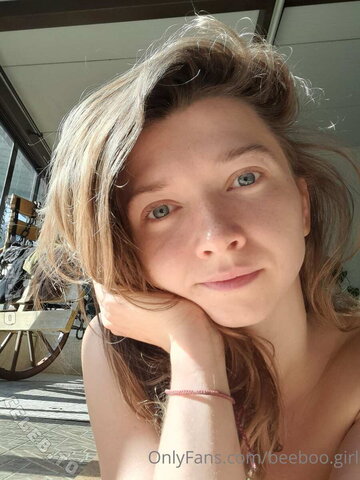 Beeboogirl nude photo 50