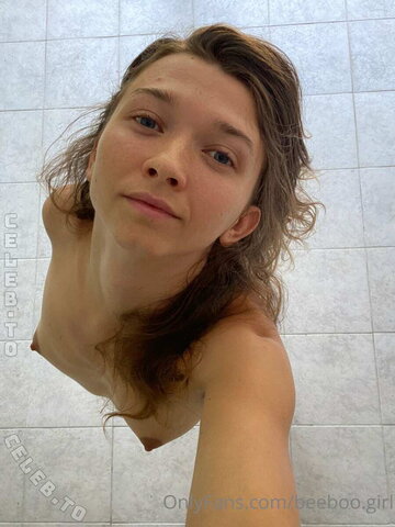 Beeboogirl nude photo 22