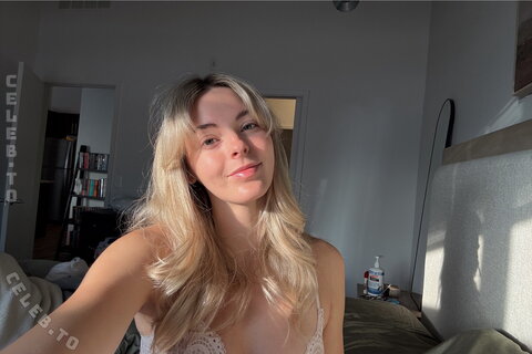 Beez Asmr nude photo 13