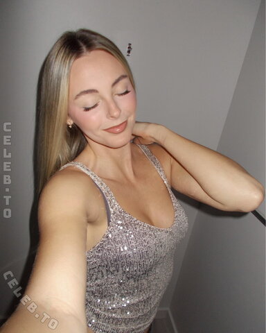 Beez Asmr nude photo 11