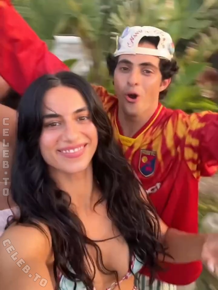 Begoña Vargas nude photo 5