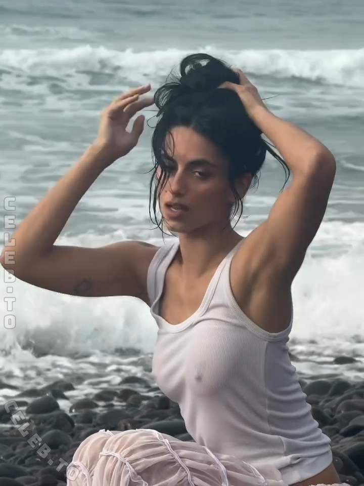 Begoña Vargas nude photo 10