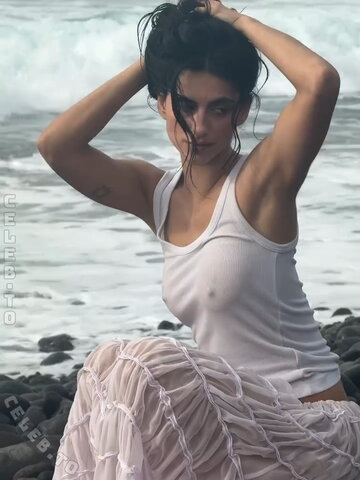 Begoña Vargas nude photo 1