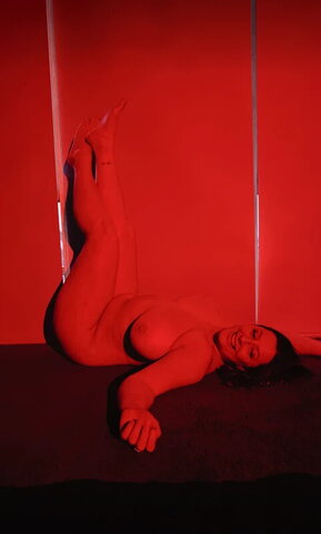 Bel Larcombe slice_of_salami_ nude photo 33